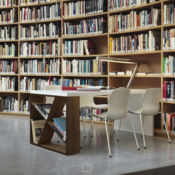 Tavolo Horm J-Table