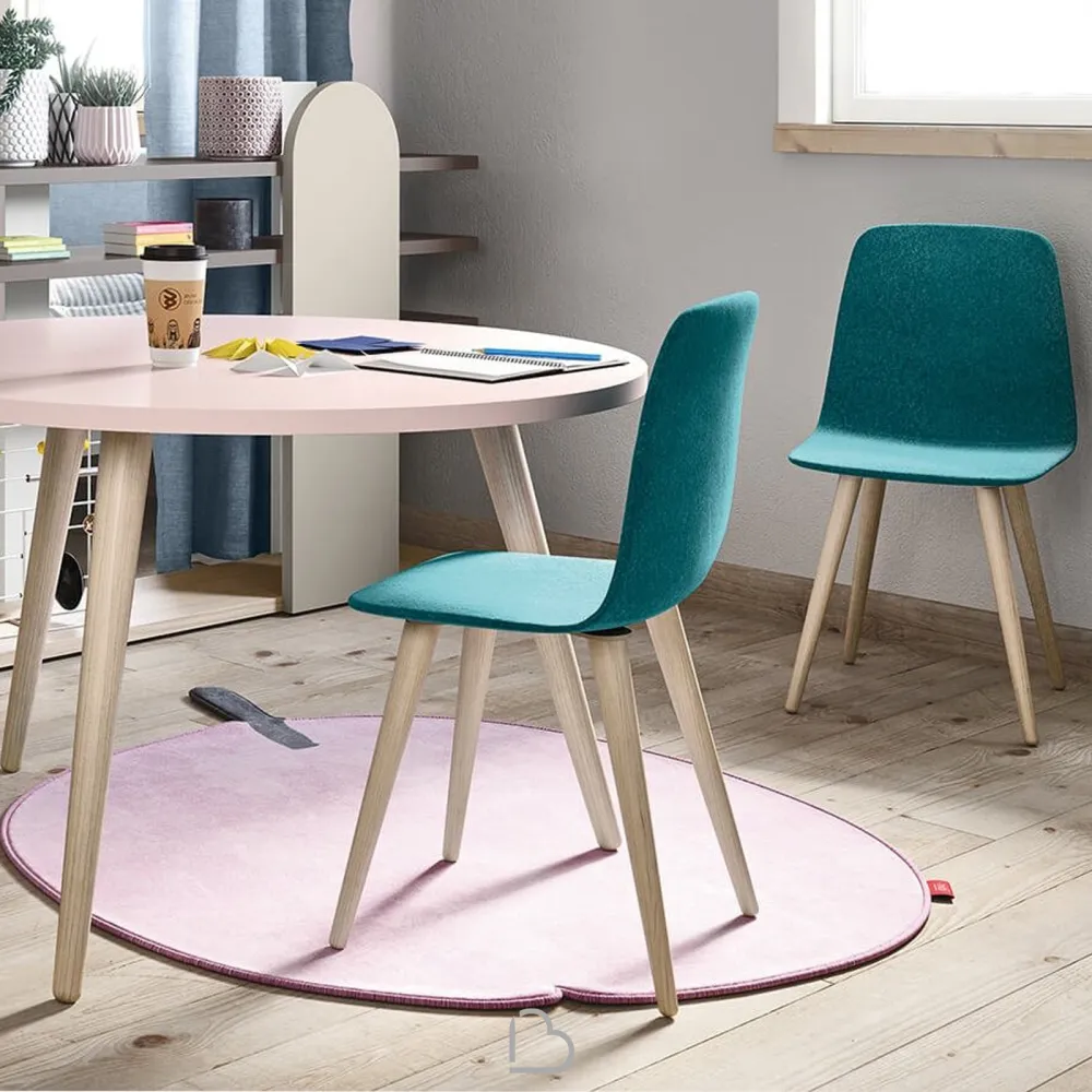Chair with Wooden Legs Nidi POD