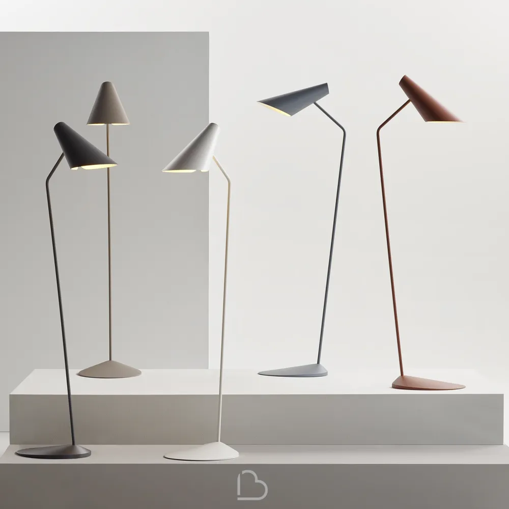 Lampada da Terra Vibia I.Cono 0712