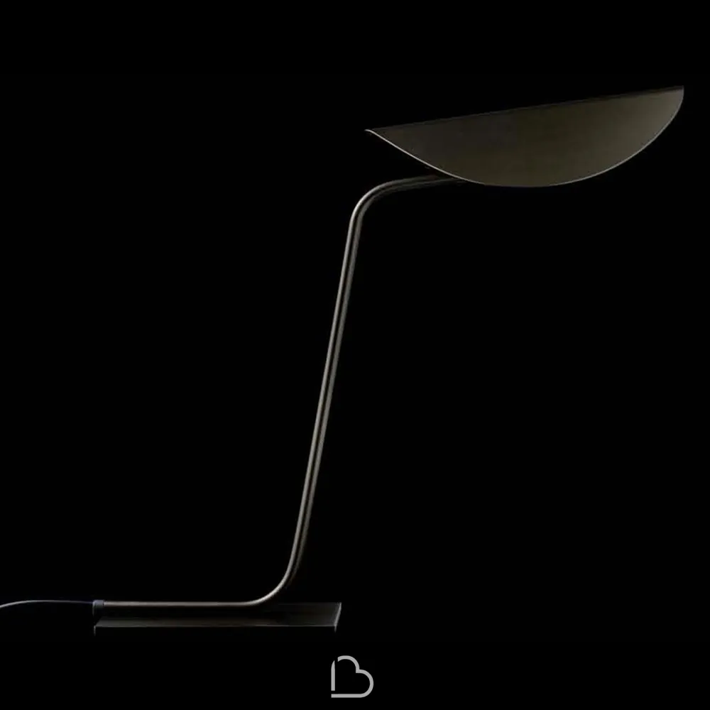 Oluce Plume, lámpara de mesa