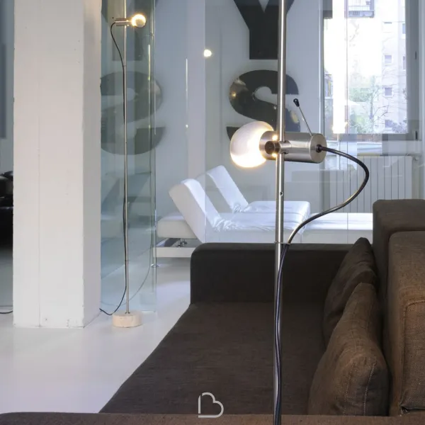 Lampada da terra Oluce Agnoli 2