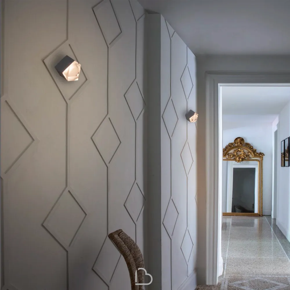 Oluce Astro, lámpara de pared