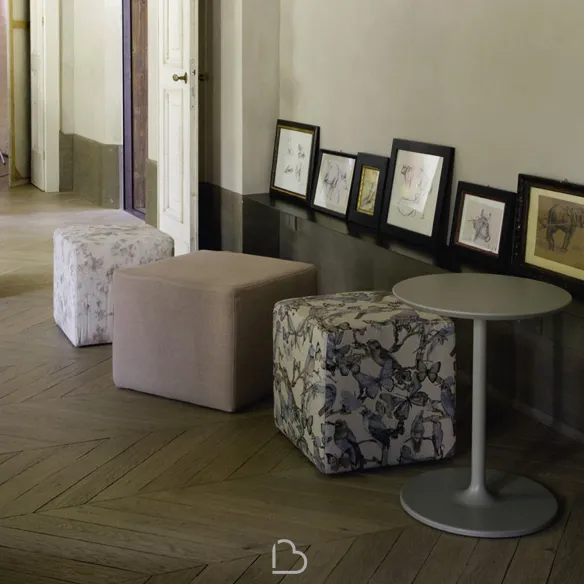 Twils square poufs