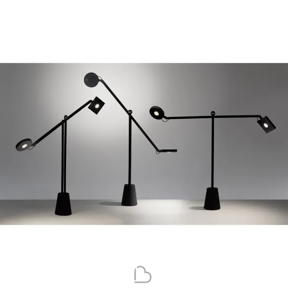 Lámpara de mesa Artemide Equilibrist