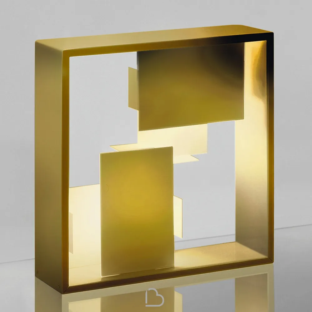 Lampada da tavolo Artemide Fato