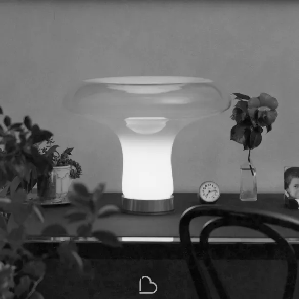 Tischlampe Artemide Lesbo