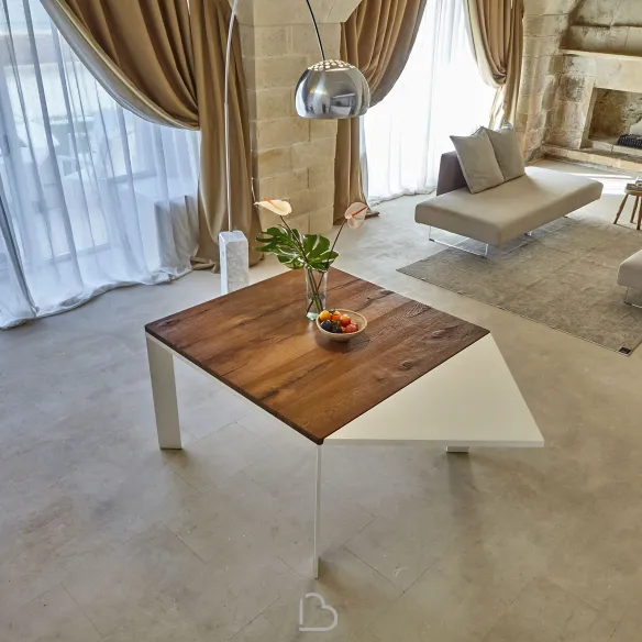 Lago Loto Table