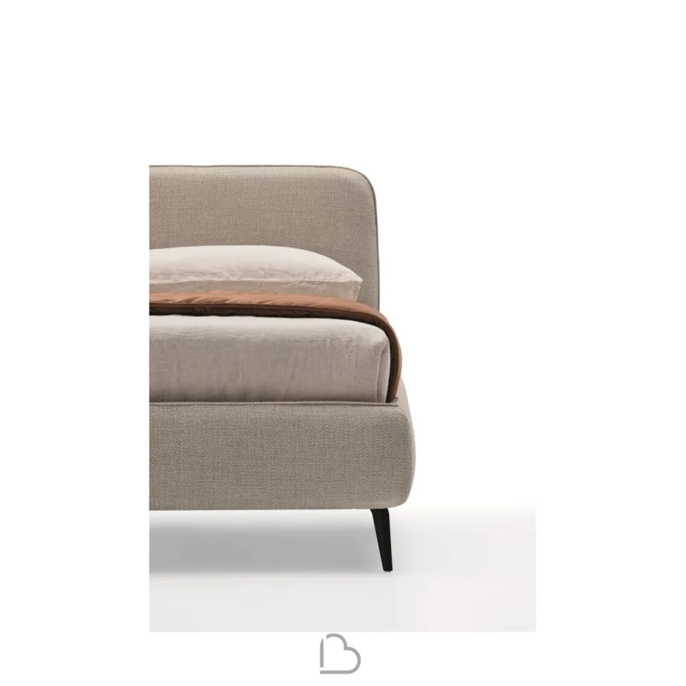 Bed Ditre Aris