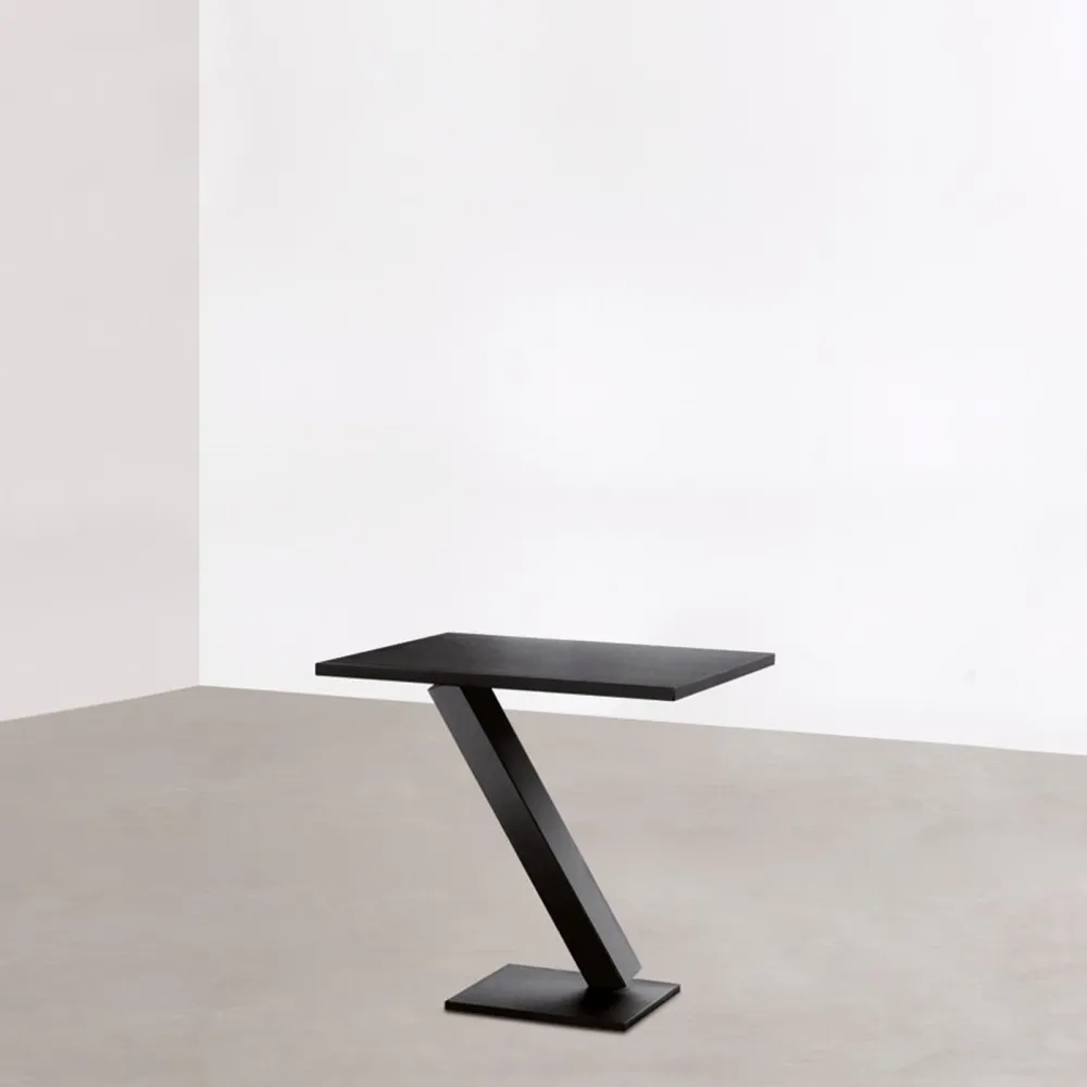 Petite table Desalto Element 681