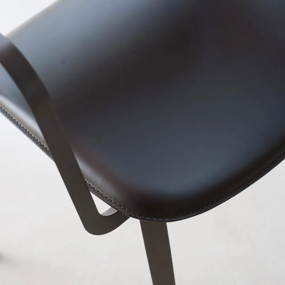 Chaise avec Accoudoirs Desalto Ply 719