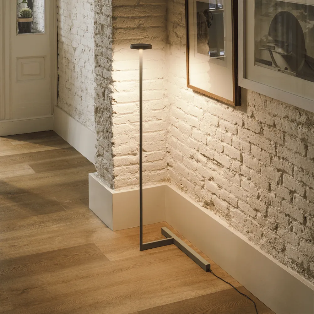 Lampada da terra Vibia Flat 5955