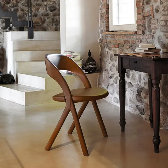 Chaise rembourrée Alma Design Gesto