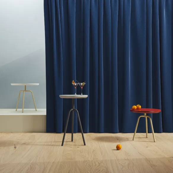 Mesa pequeña Alma Design Scala