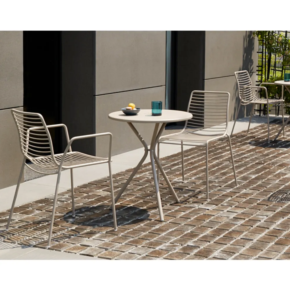 Table SCAB Design Leo
