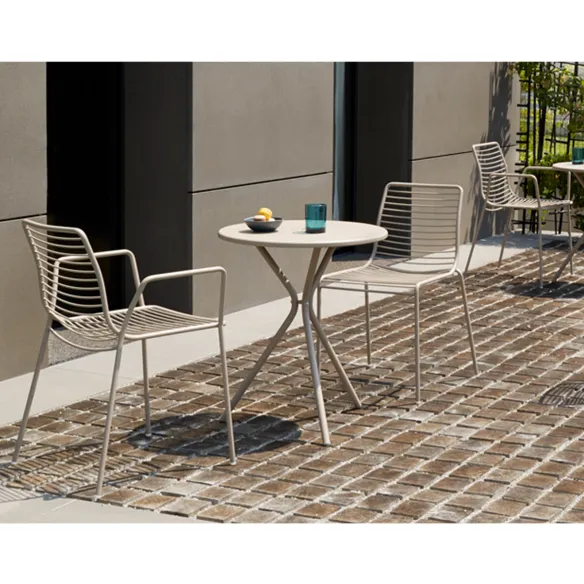 Table SCAB Design Leo