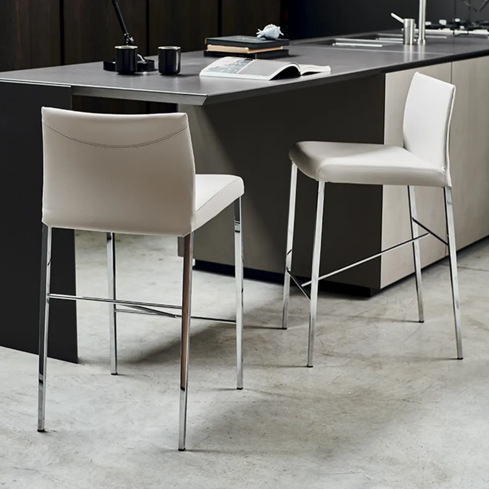 Hocker Cattelan Anna B