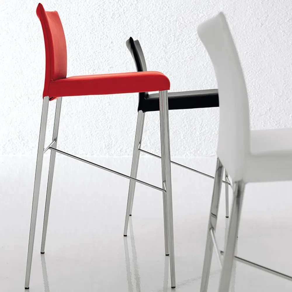 Hocker Cattelan Anna B