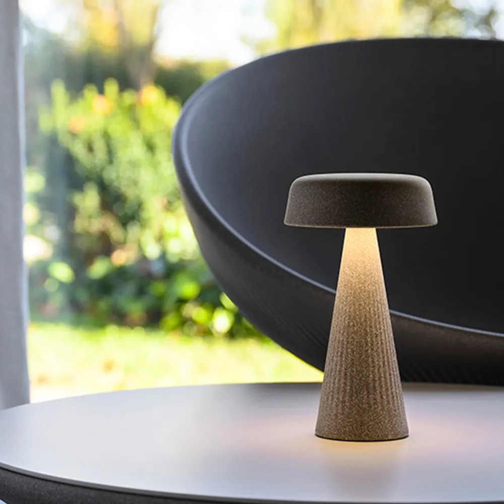 Lampe de table Plust Collection Fade