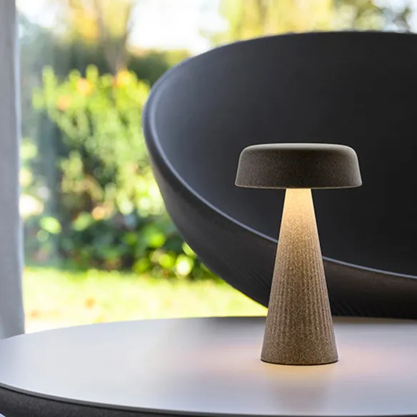 Lámpara de mesa Plust Collection Fade
