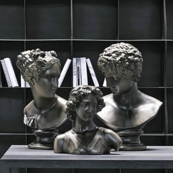 Escultura  Adriani & Rossi Antino 2