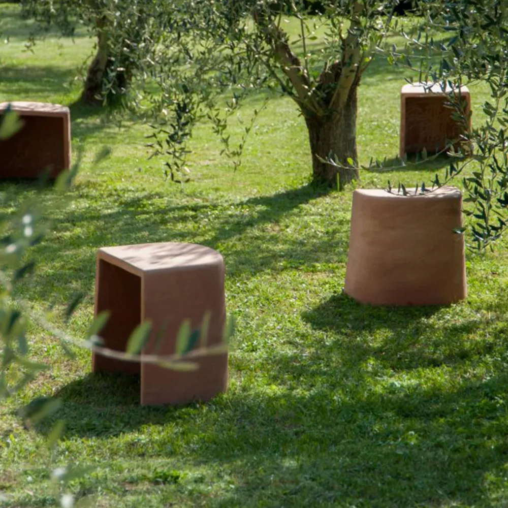 InternoItaliano Cave Hocker