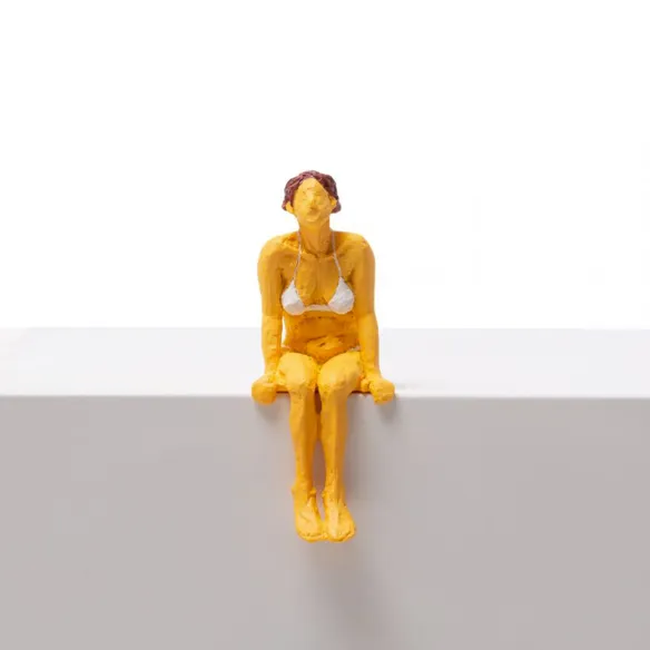 Seletti Statuette Love Is A Verb Tanya