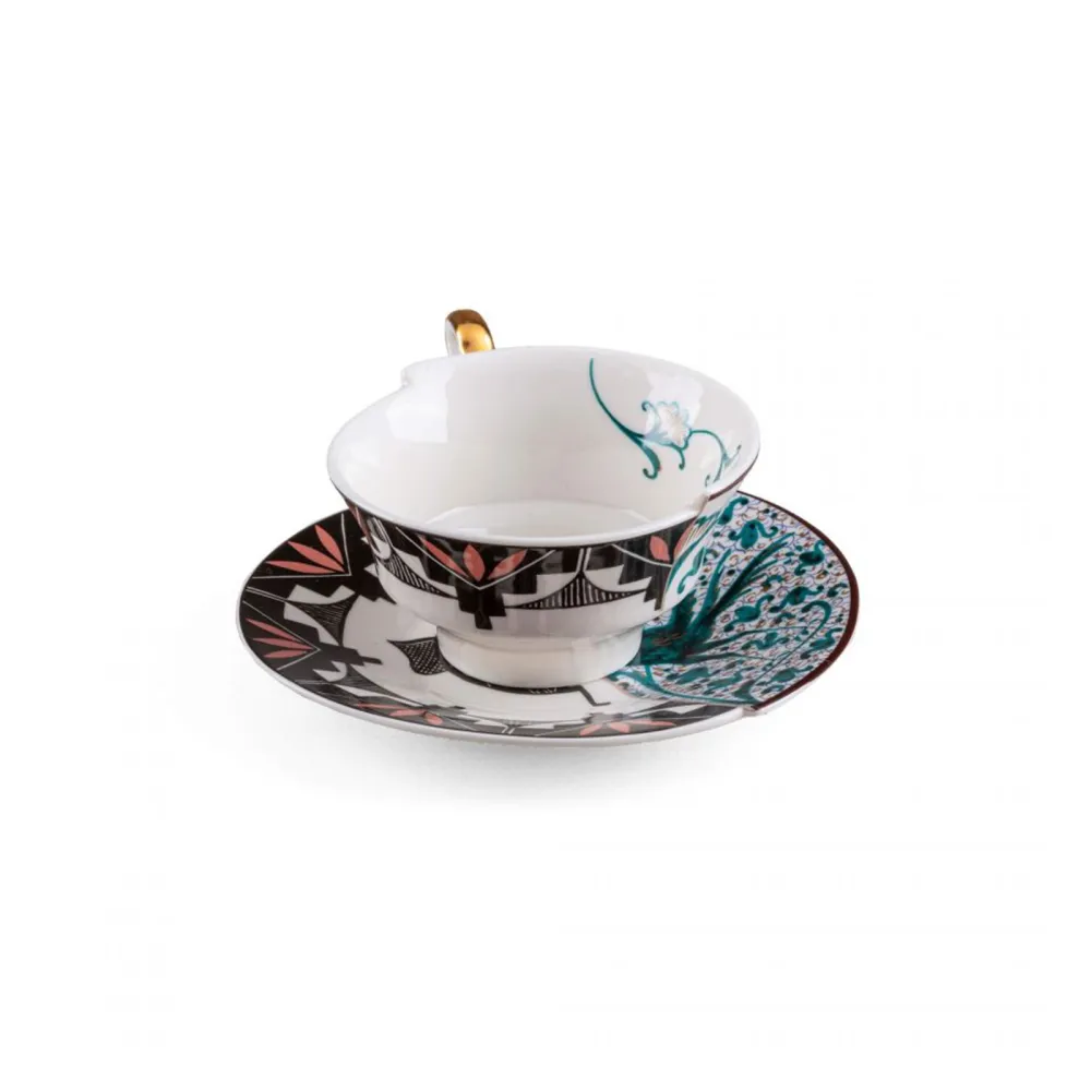 Seletti porcelain teacup and saucer Hybrid-Aspero