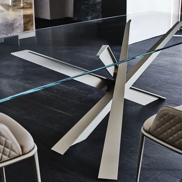Tisch Cattelan Lancer