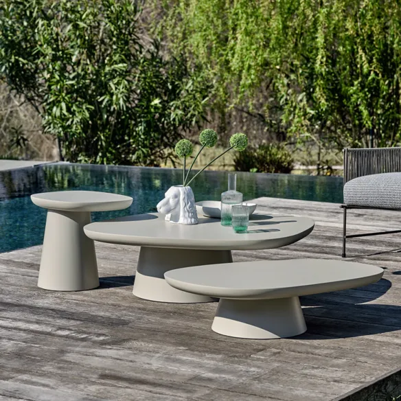 Mesa pequeña Ditrè Italia Stone Outdoor