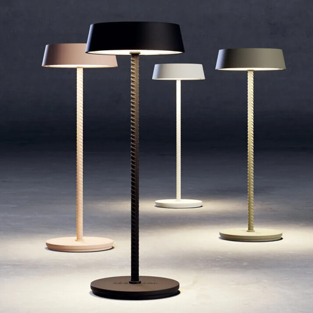 Diesel Living with Lodes Tischlampe Rod