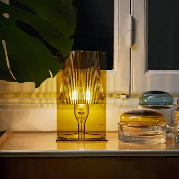 Kartell Take Lámpara de mesa