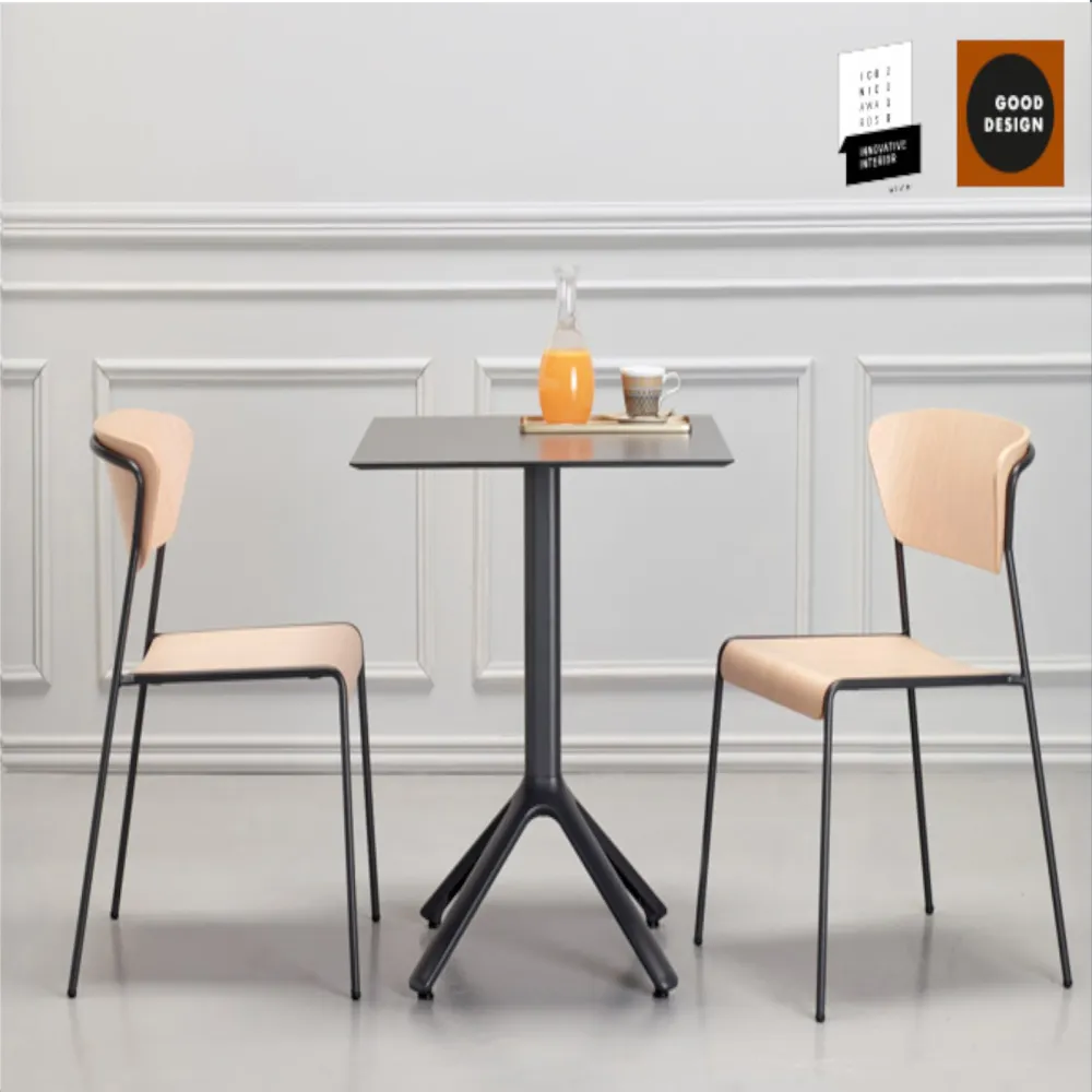 Chair SCAB Design Lisa Wood