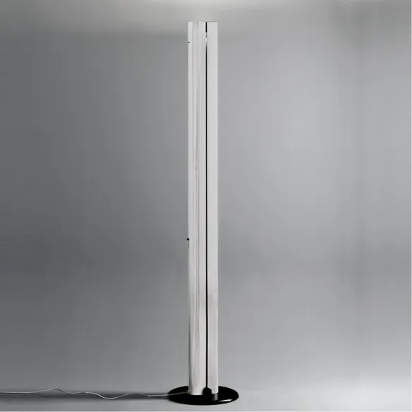 Lampada da terra Artemide Megaron