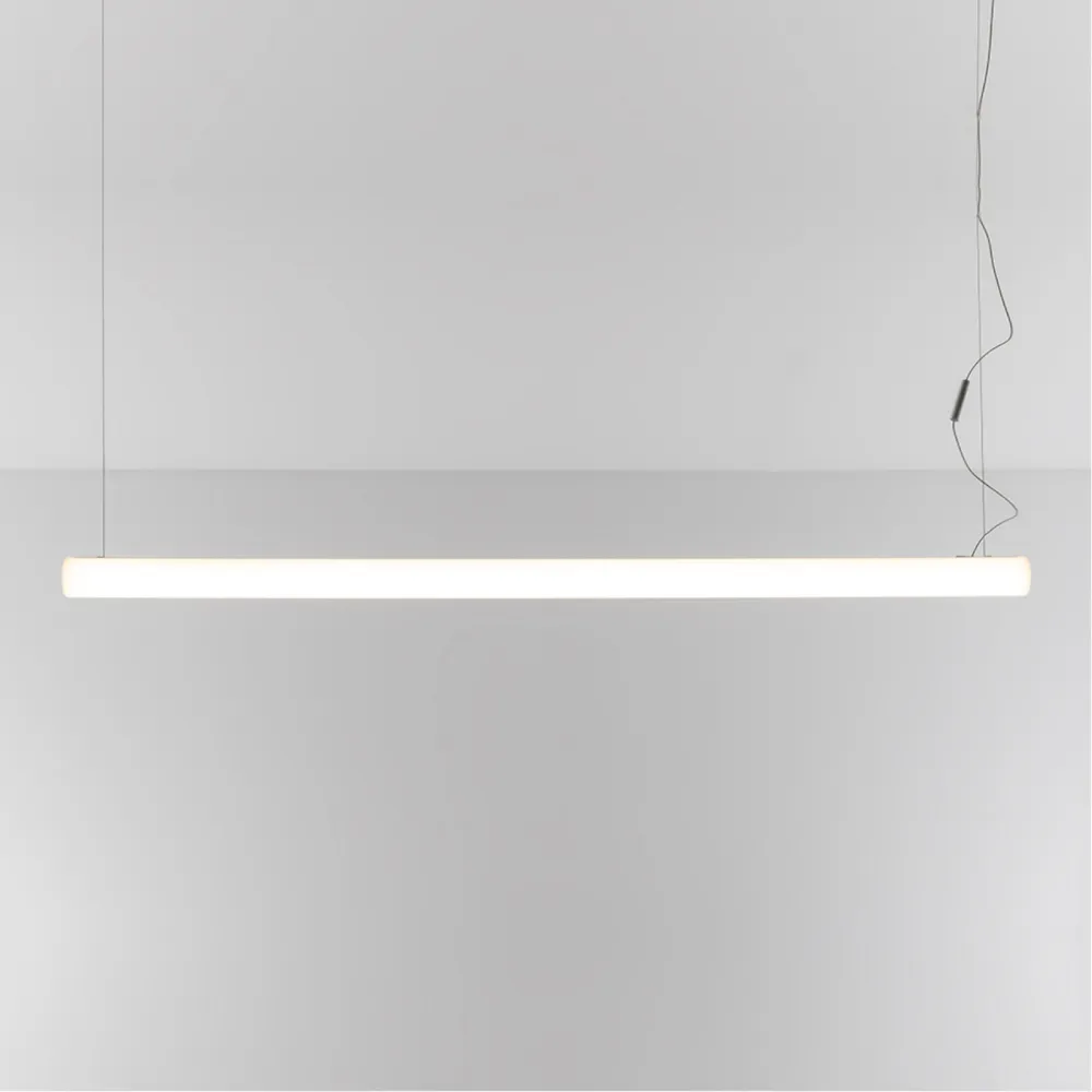 Lámpara de tierra Artemide Alphabet of Light Linear 120